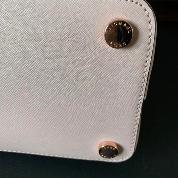 Michael Kors Women’s Rose Gold Pink Large Dome Satchel Brand New - Picture 4 of 16